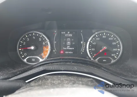 2015 Jeep Renegade Latitude z USA, uszkodzony, nr VIN ZACCJABT1FPB44599